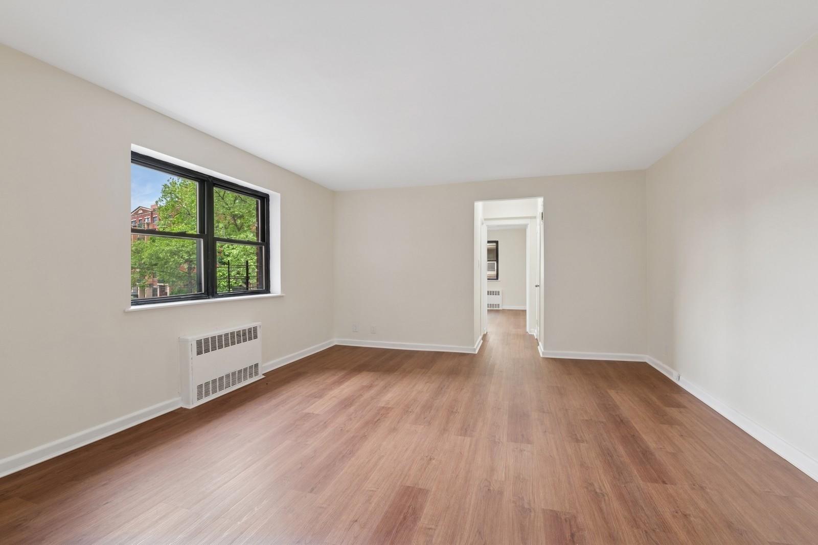 147-10 84 Rd # 2 K, Briarwood, NY 11435