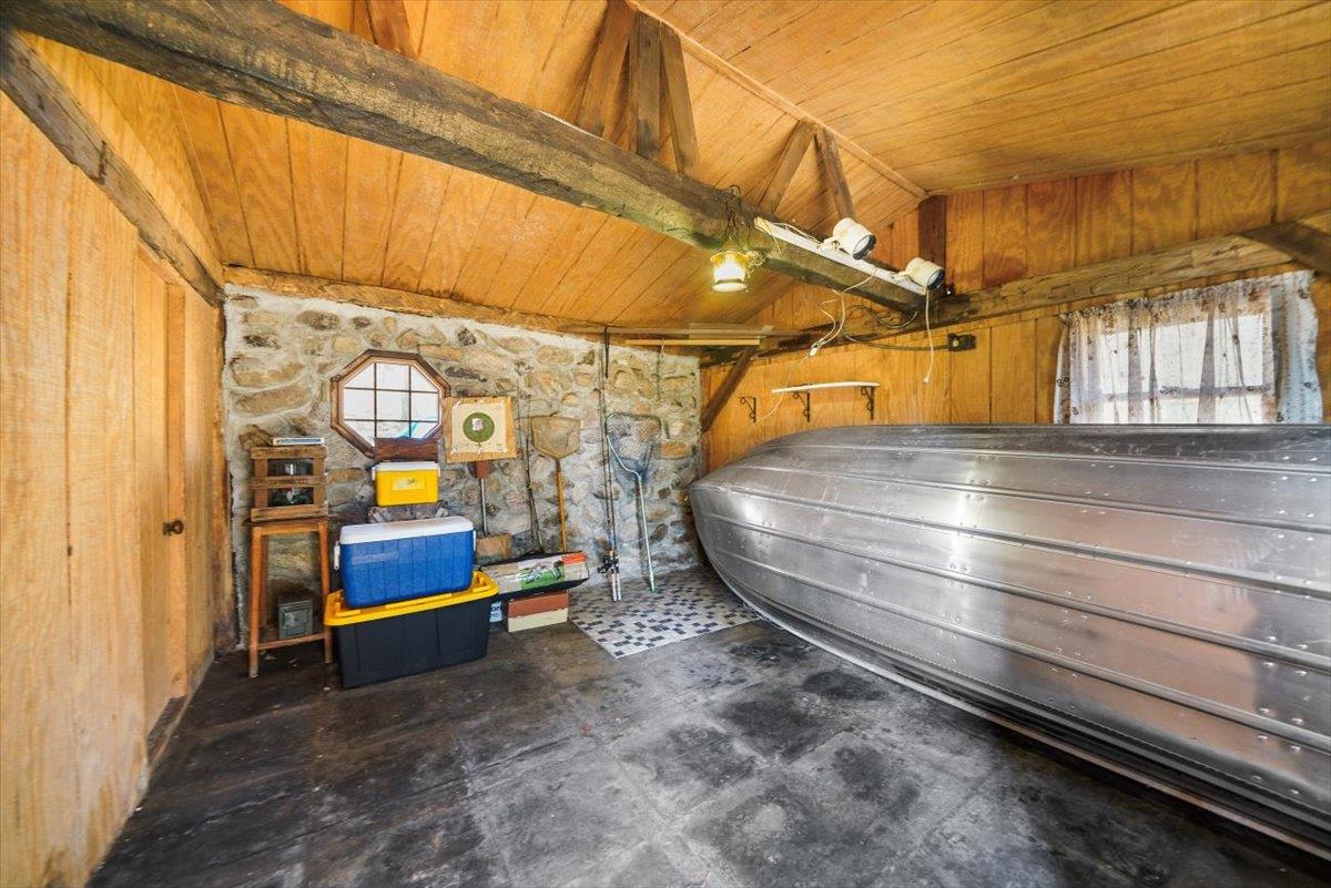 553 Roosa Gap Road, Bloomingburg, NY 12721