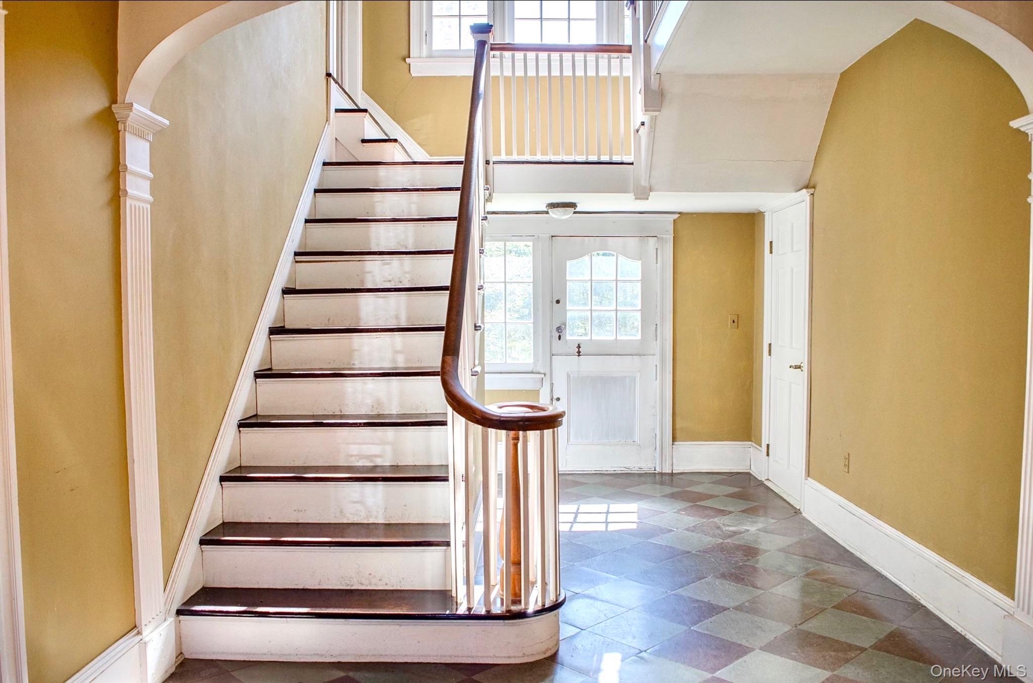 1380 Route 44, Pleasant Valley, NY 12569