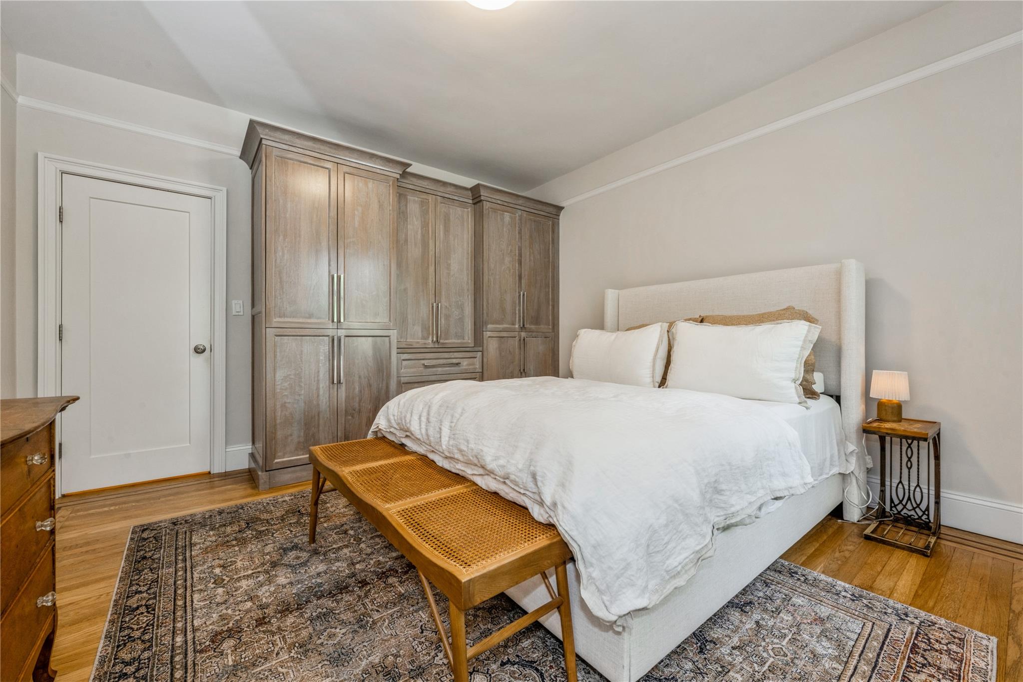 12 Hamilton Place # A-10, Garden City, NY 11530