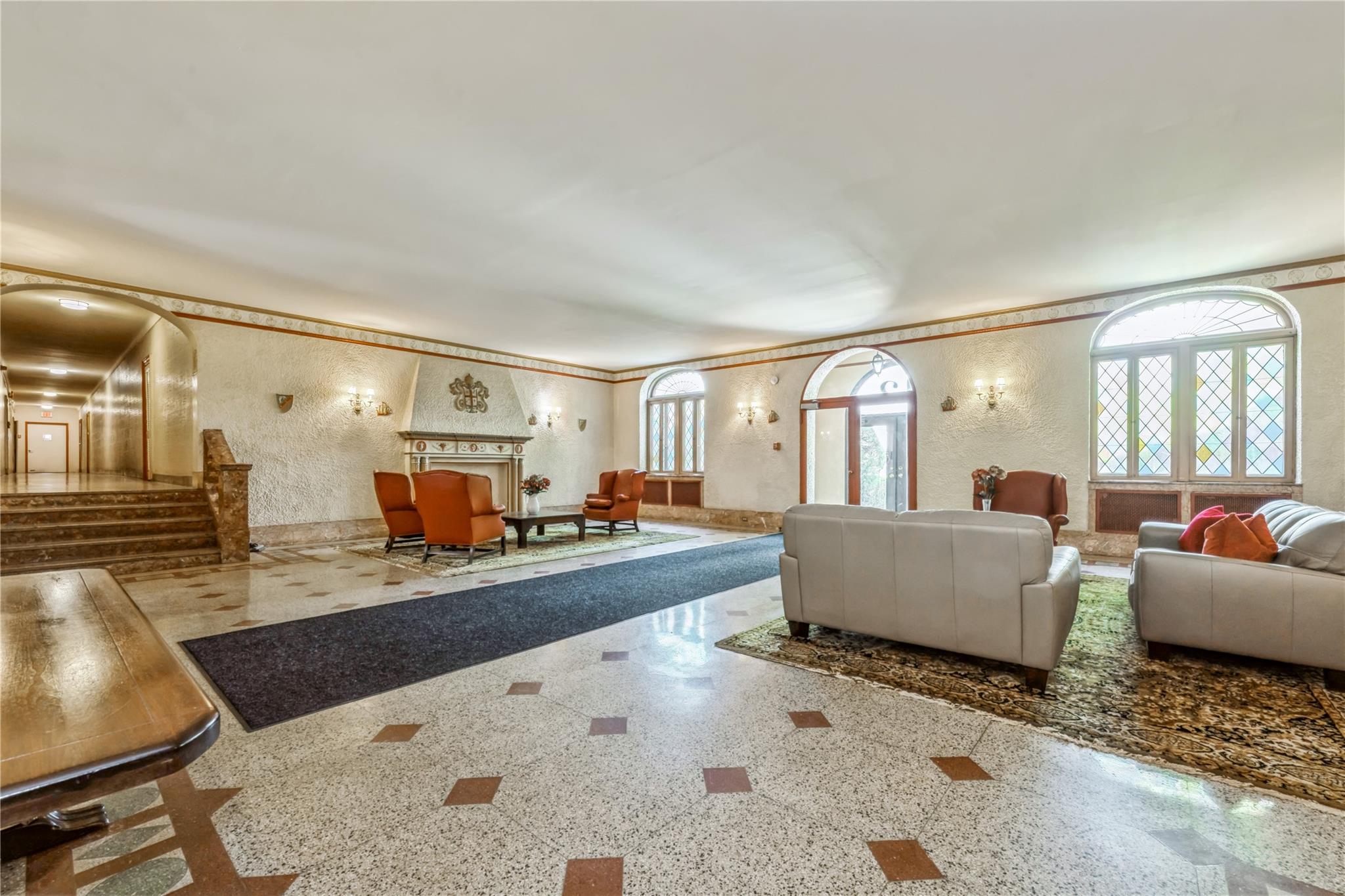 12 Hamilton Place # A-10, Garden City, NY 11530