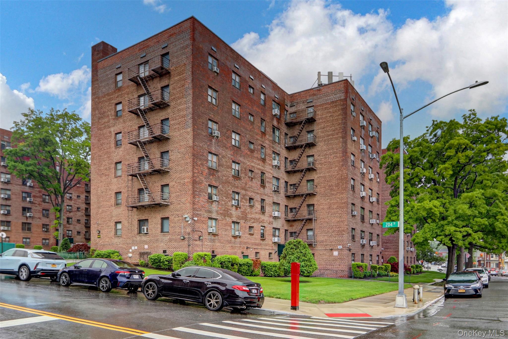 204-15 Foothill Avenue # B53, Hollis, NY 11423