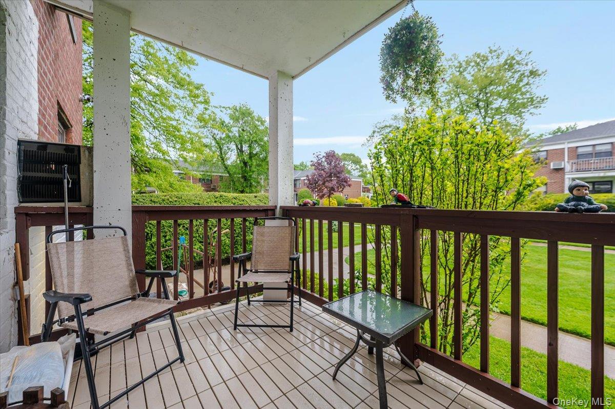 1215 E Broadway # A-13, Hewlett, NY 115578