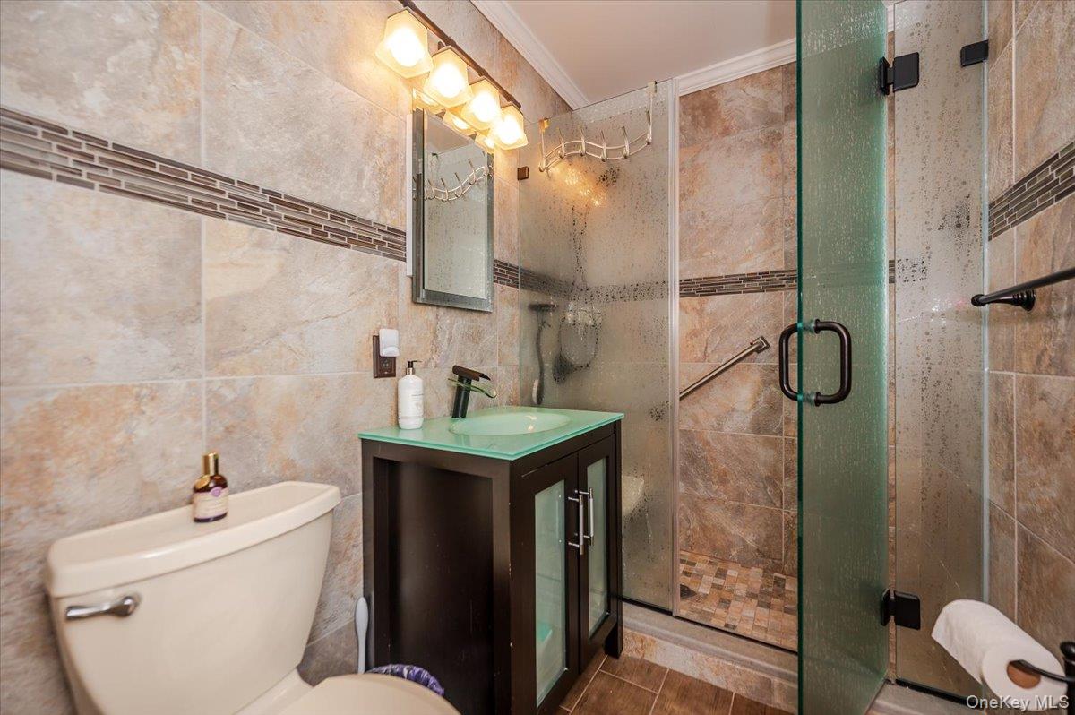 1215 E Broadway # A-13, Hewlett, NY 115578