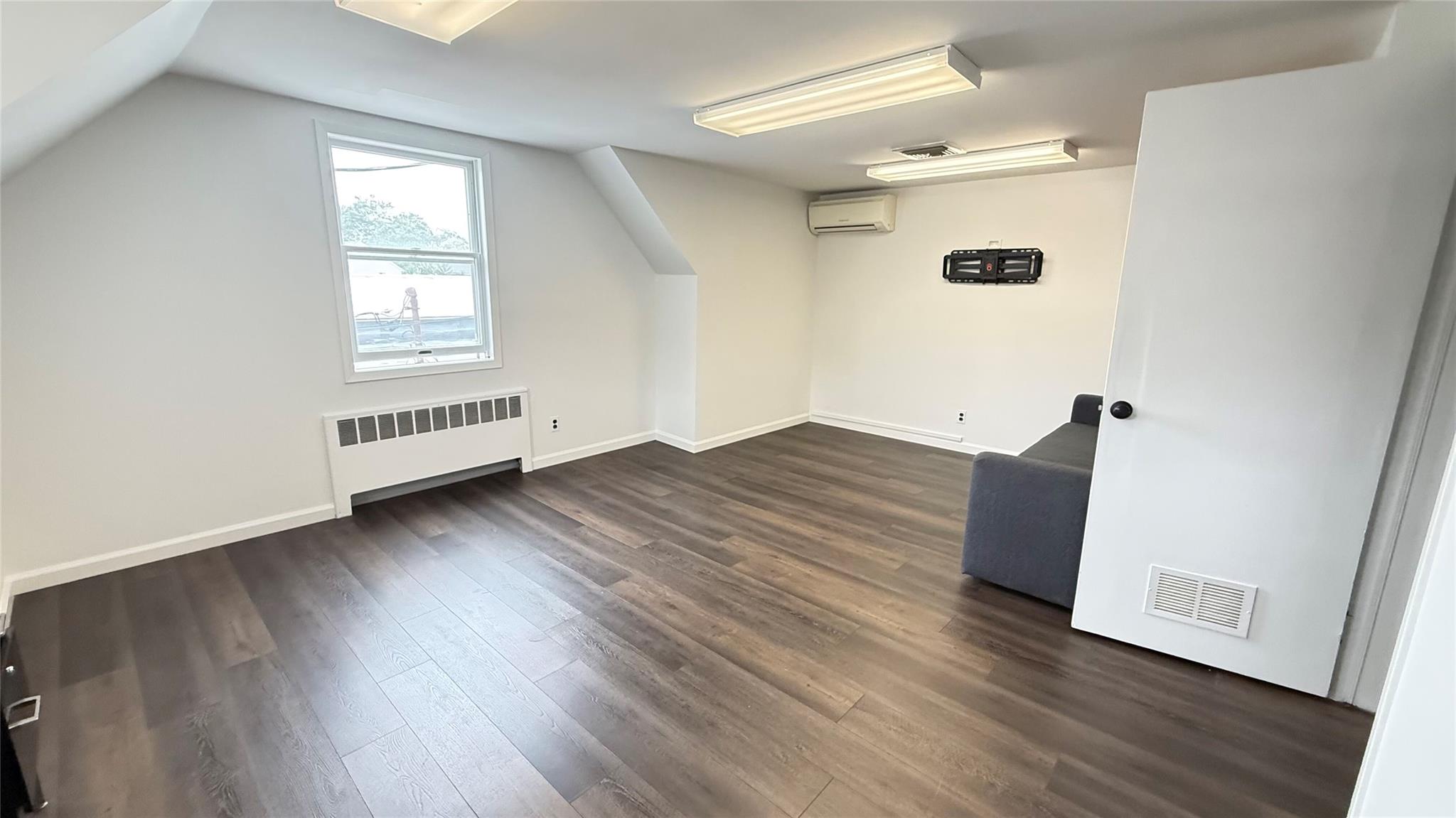 74 Merrick Road # 2, Amityville, NY 11701