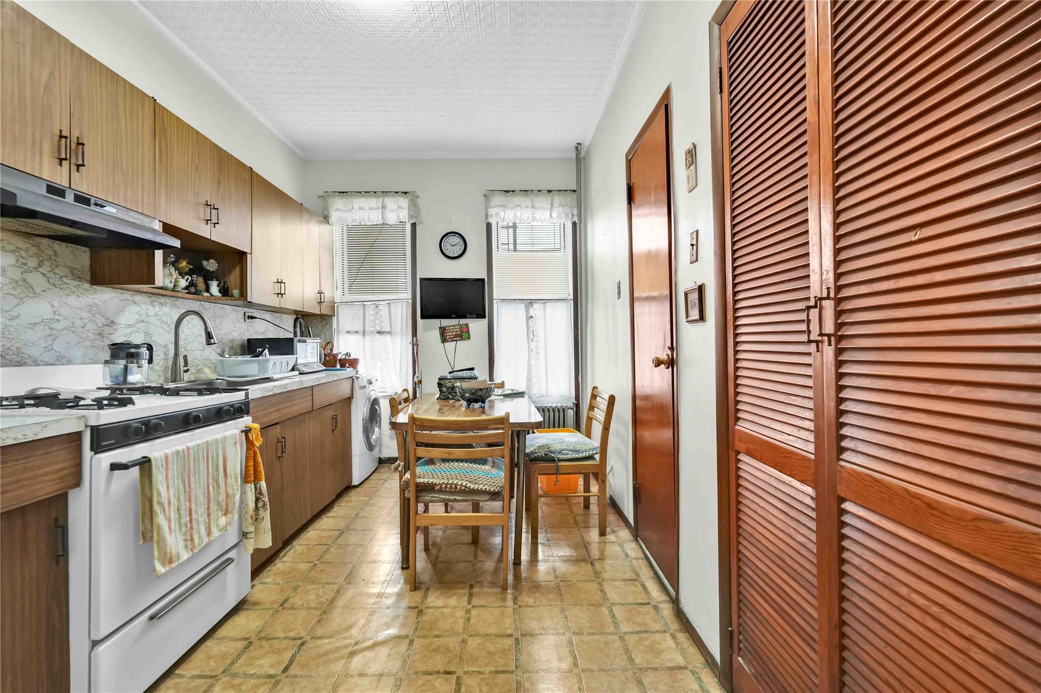 64-24 Madison Street, Ridgewood, NY 11385