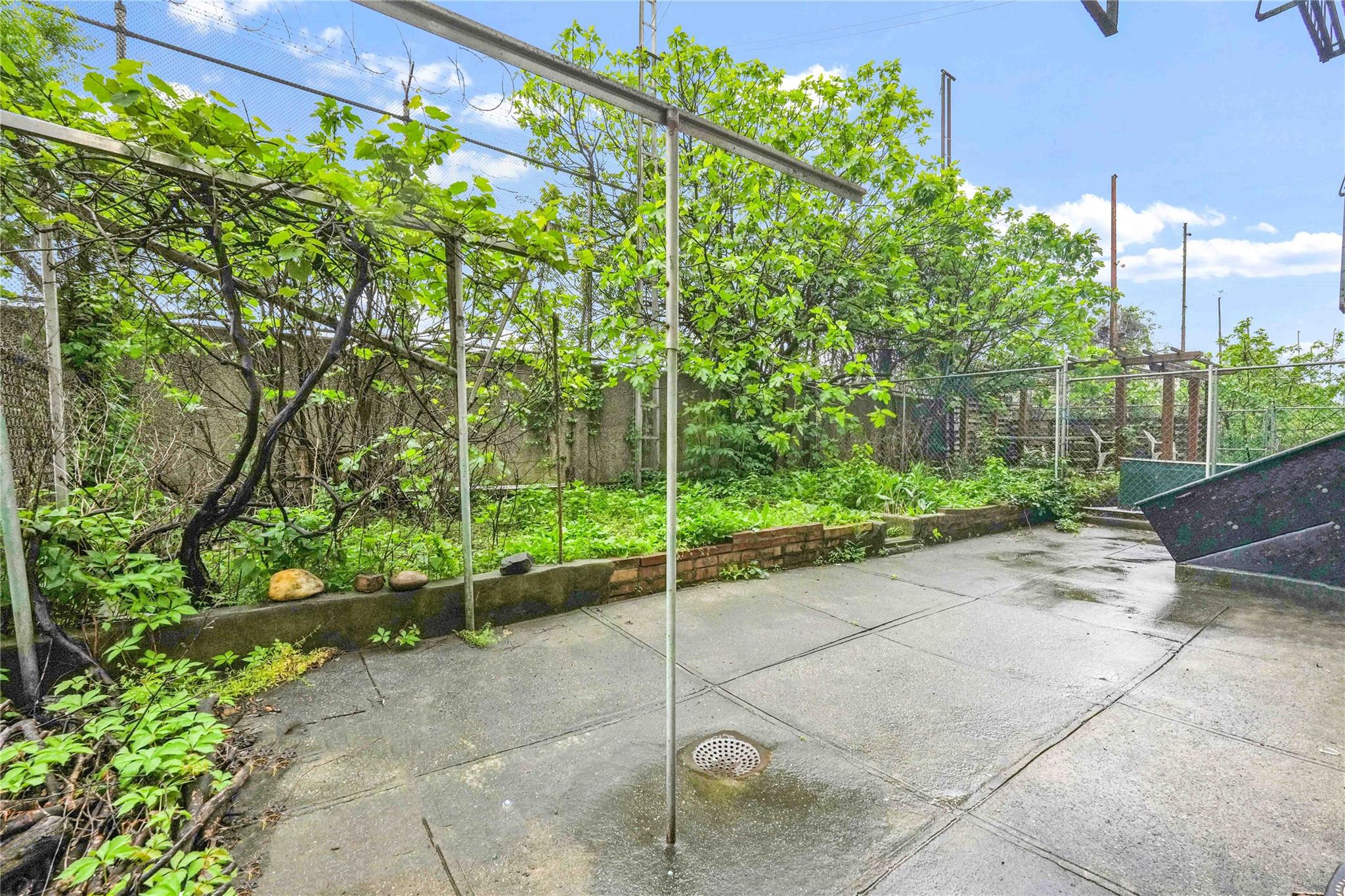 64-24 Madison Street, Ridgewood, NY 11385