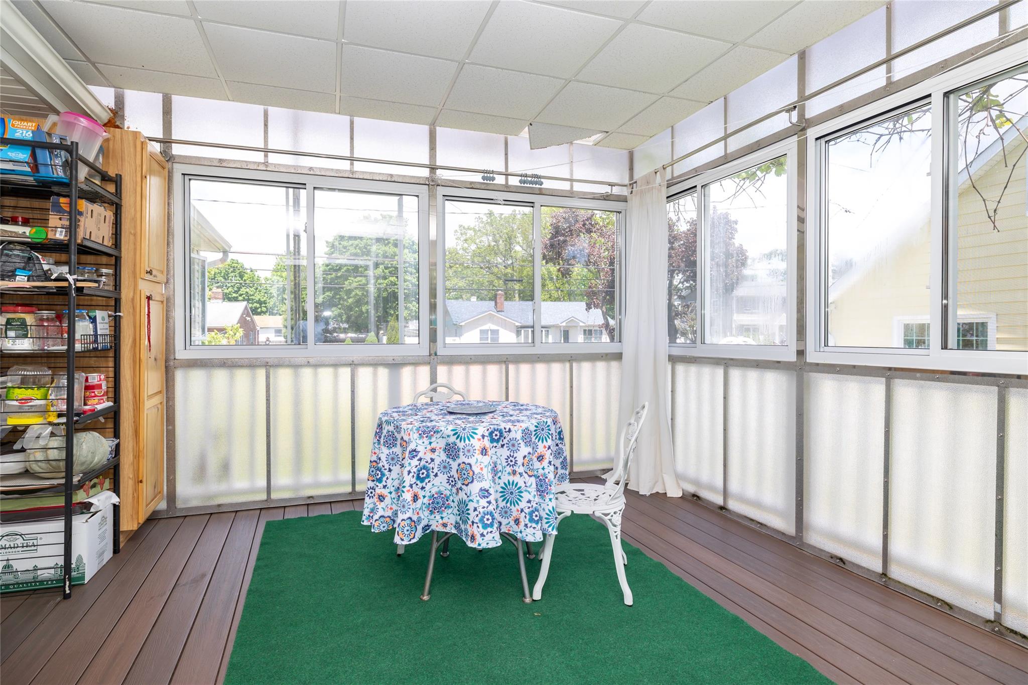 1 Varney Avenue, Huntington Station, NY 11746