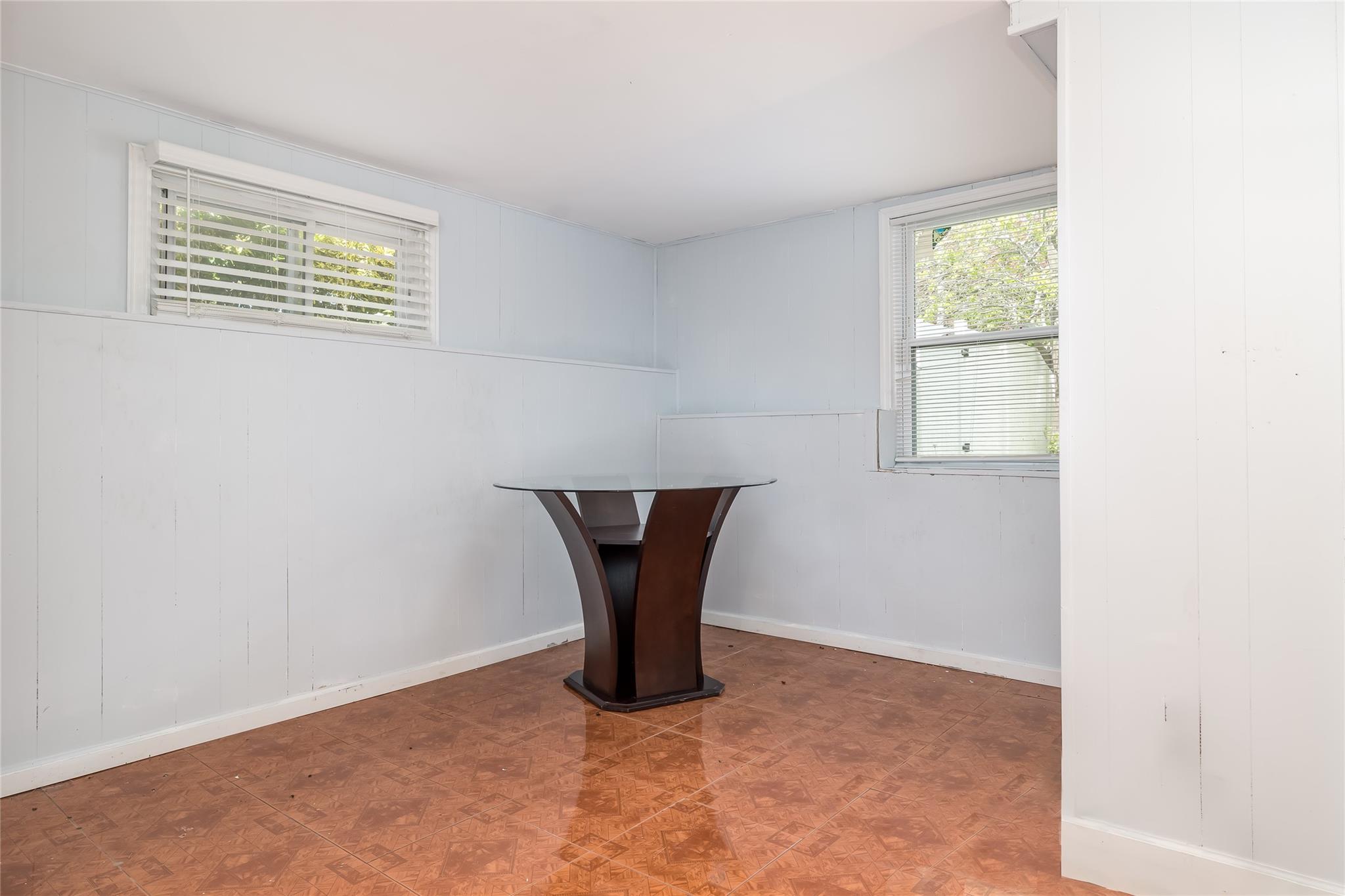 1 Varney Avenue, Huntington Station, NY 11746