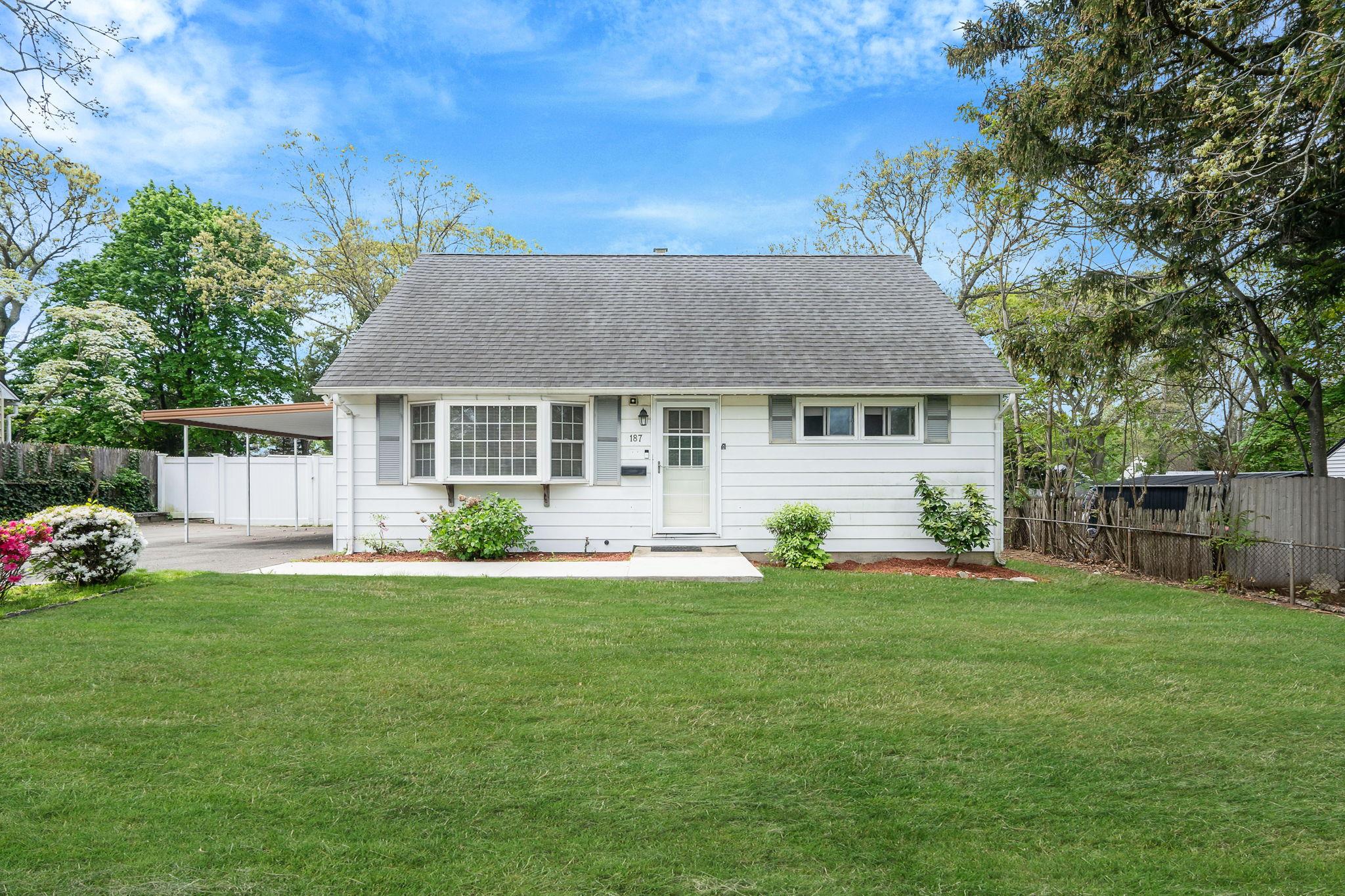 187 Mark Tree Road, Centereach, NY 11720