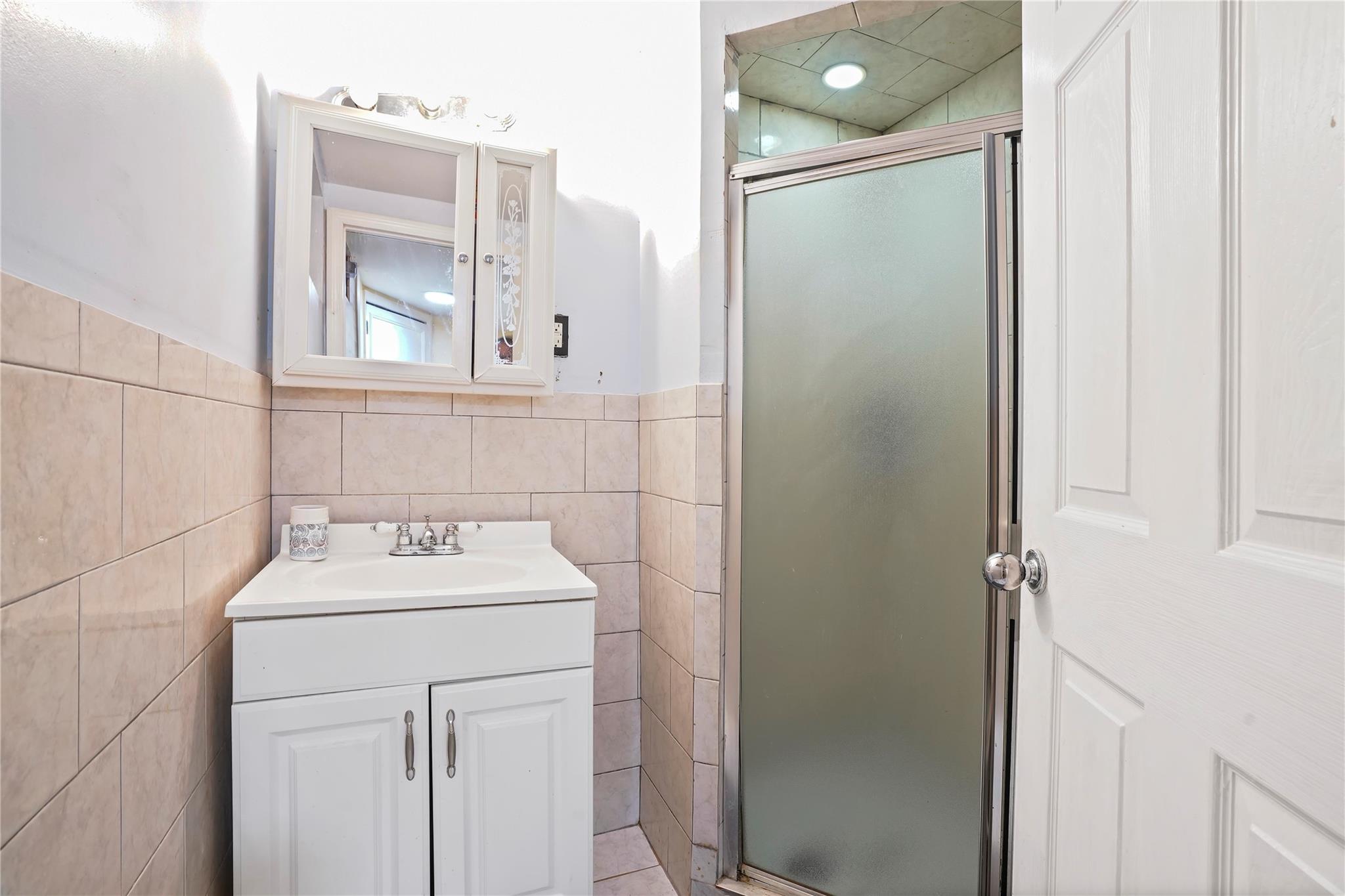 5911 Fresh Pond Road, Maspeth, NY 11378