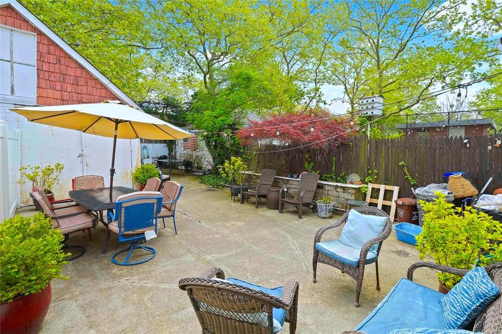 5911 Fresh Pond Road, Maspeth, NY 11378