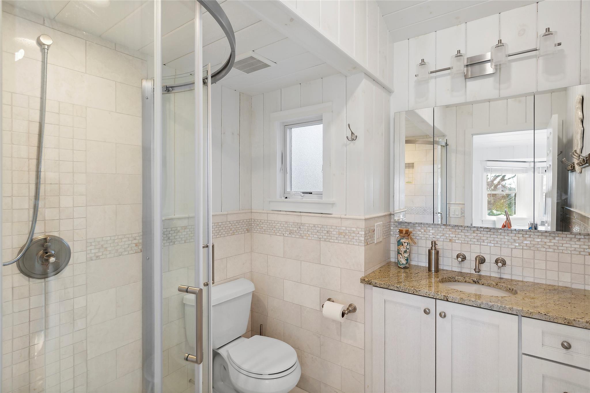 67 North Road # A, Hampton Bays, NY 11946