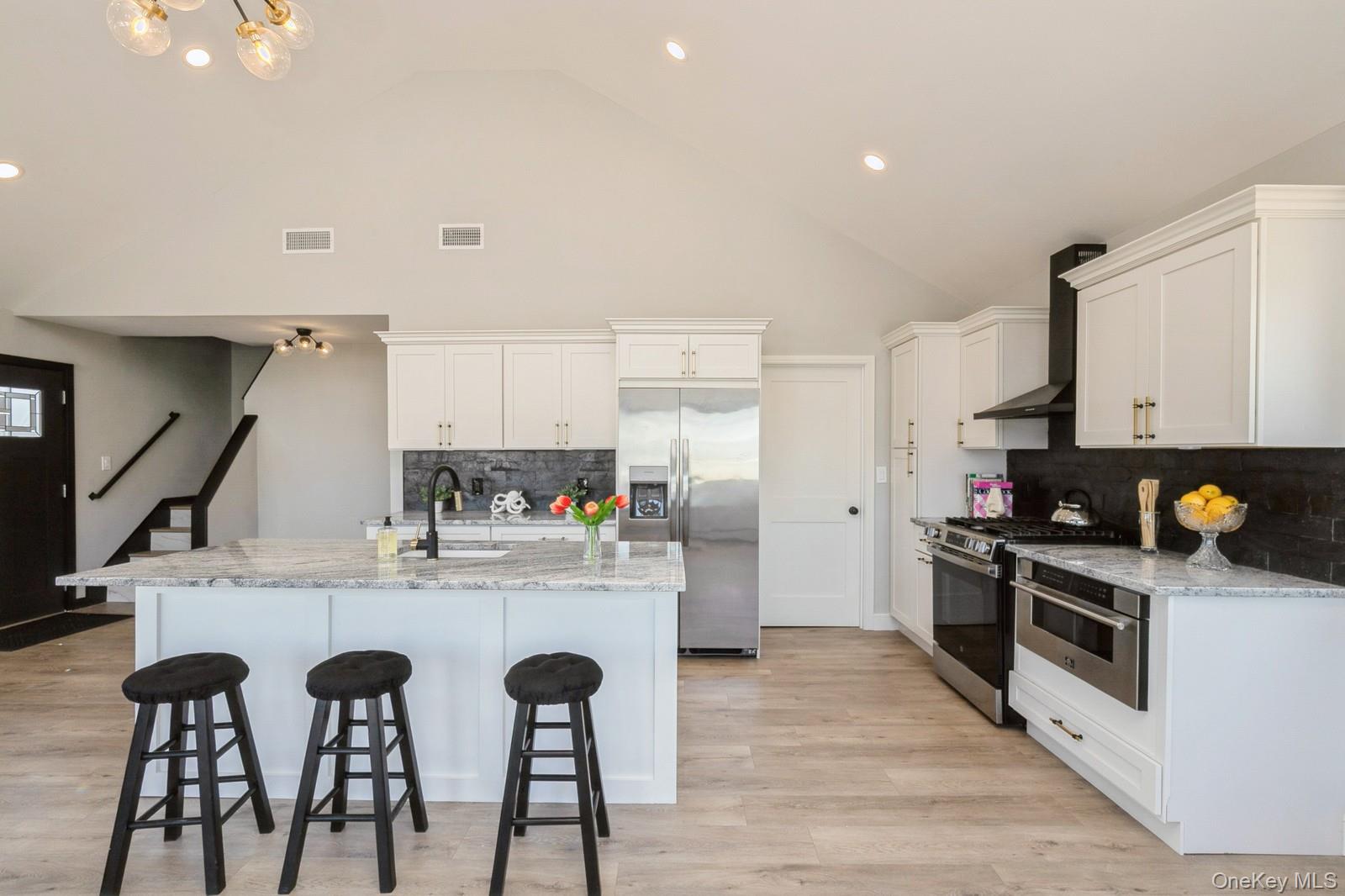 282 S Ketcham Avenue, Amityville, NY 11701