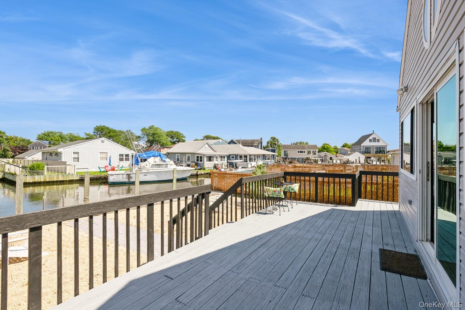 282 S Ketcham Avenue, Amityville, NY 11701