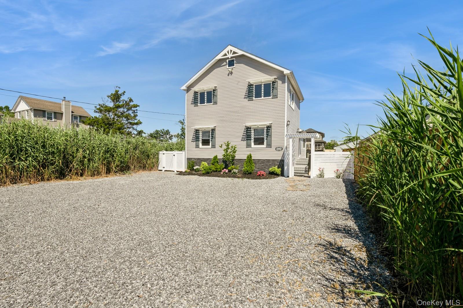 282 S Ketcham Avenue, Amityville, NY 11701