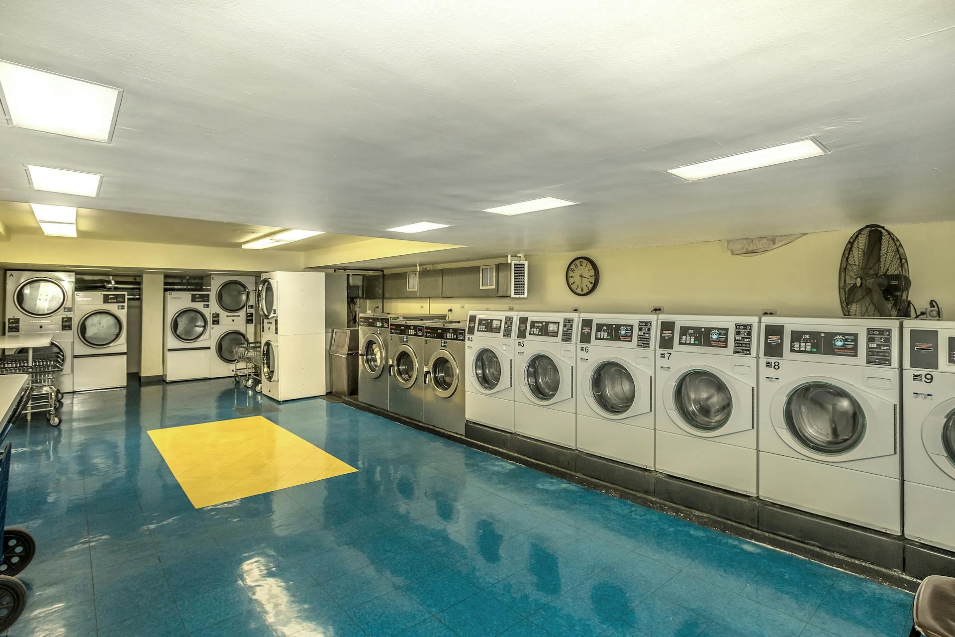 139-15 83 Avenue # 433, Briarwood, NY 11435