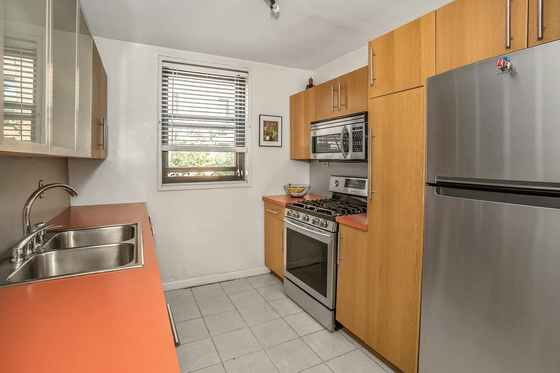 139-15 83 Avenue # 433, Briarwood, NY 11435