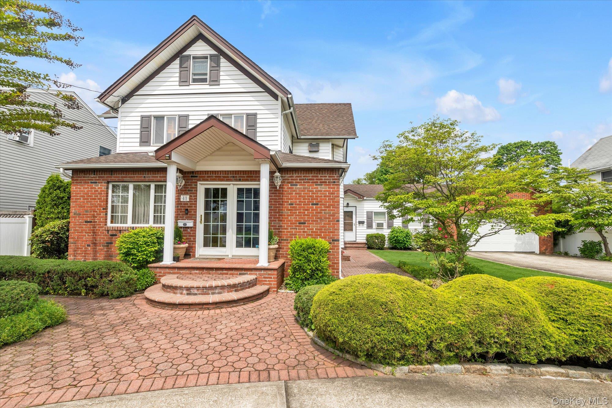 41 Carman Avenue, East Rockaway, NY 11518