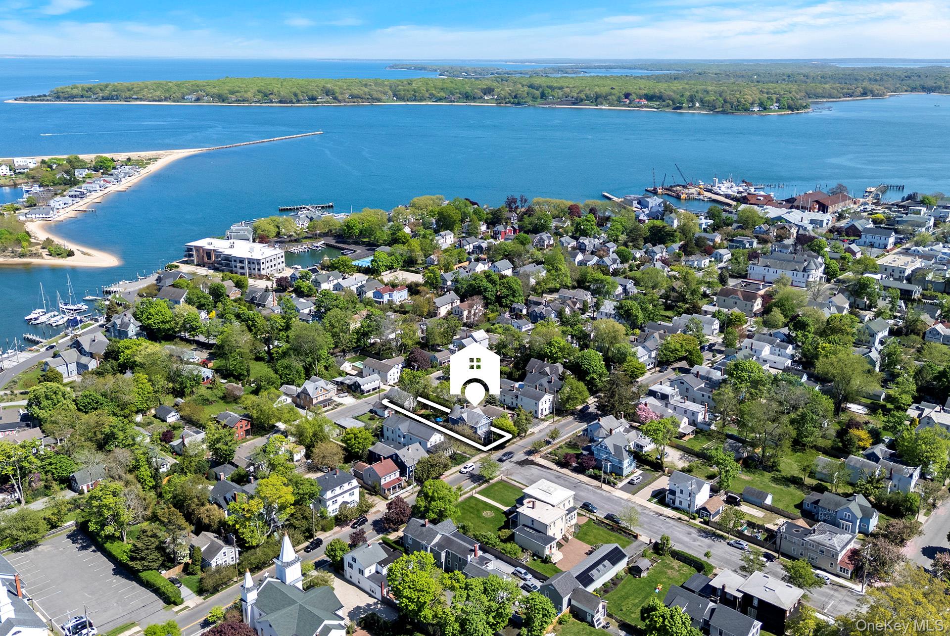 604 Main Street, Greenport, NY 11944