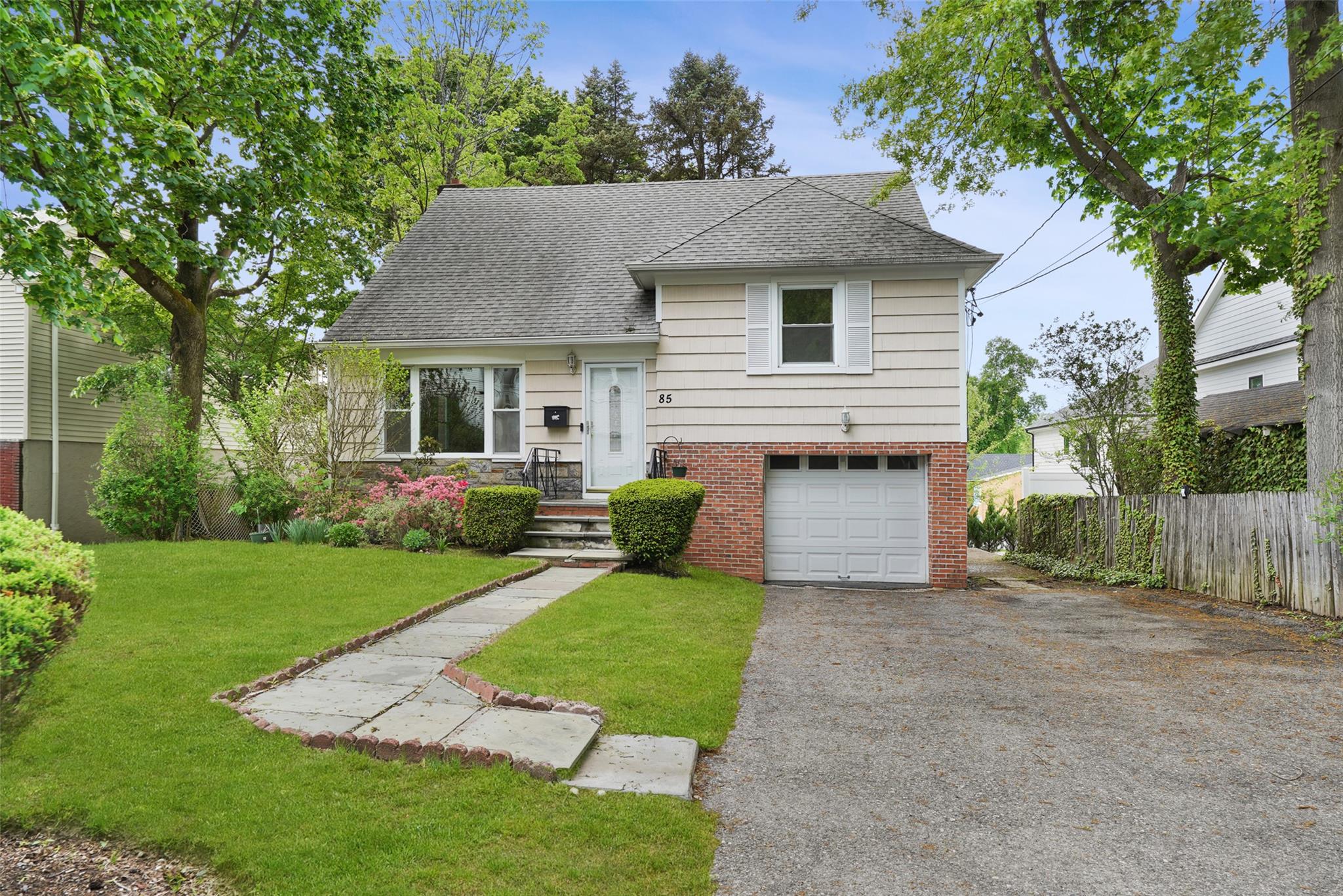 85 Ewart Street, Scarsdale, NY 10583