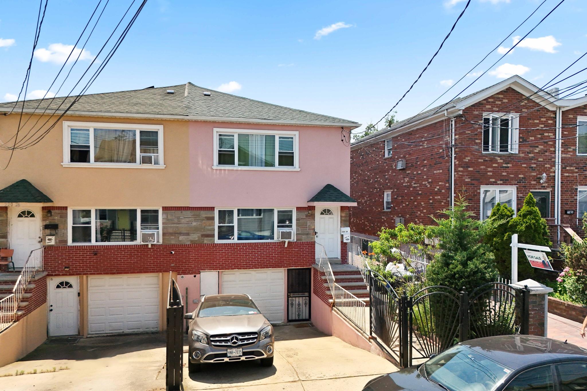 220-24 134th Road, Laurelton, NY 11413