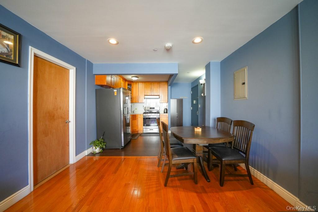 311 Saint Nicholas Avenue # 3H, Ridgewood, NY 11385