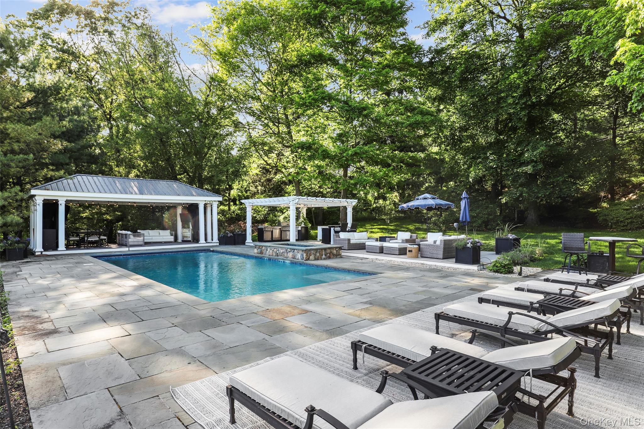 2 Cerf Lane, Mount Kisco, NY 10549