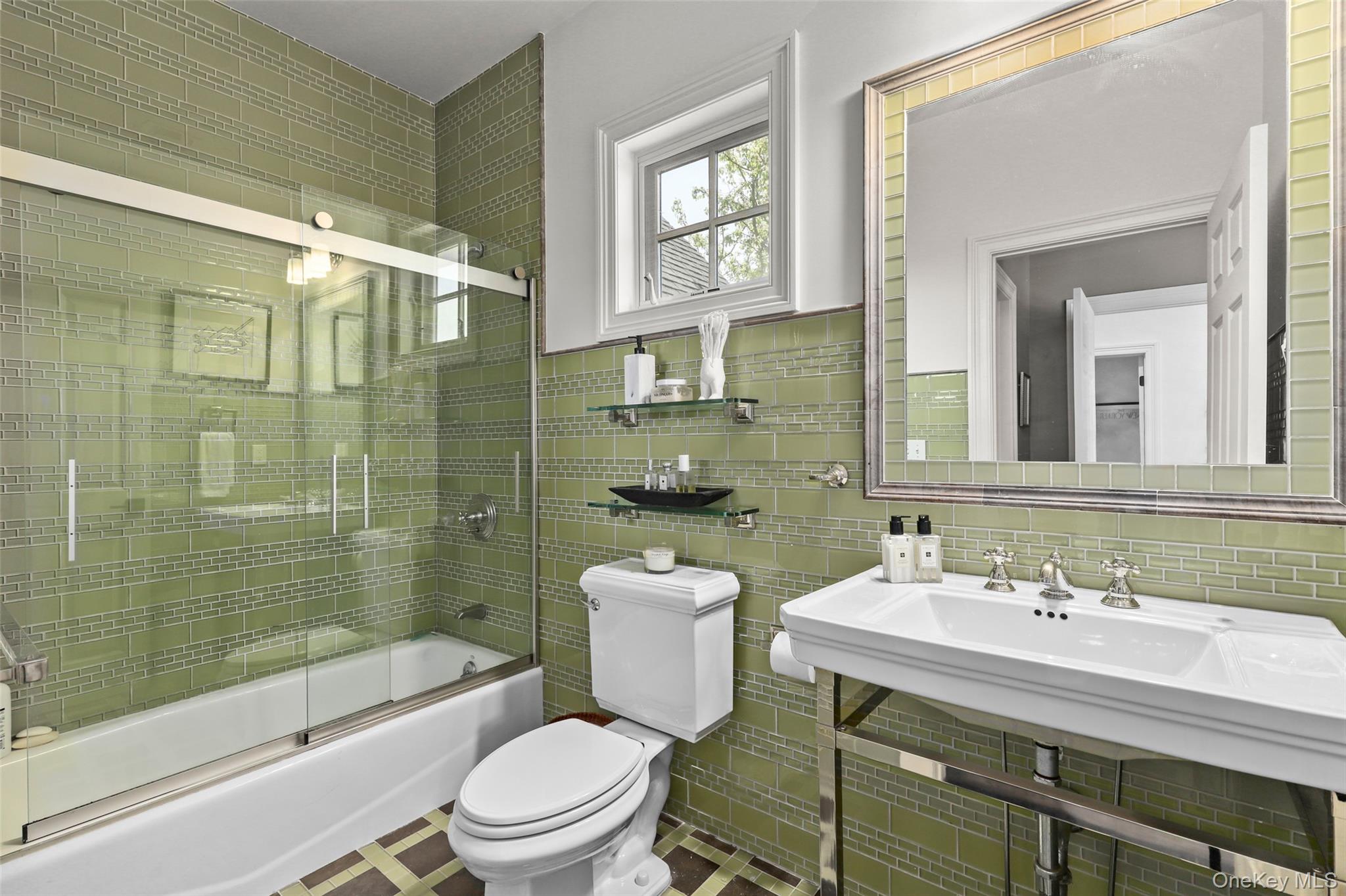 2 Cerf Lane, Mount Kisco, NY 10549