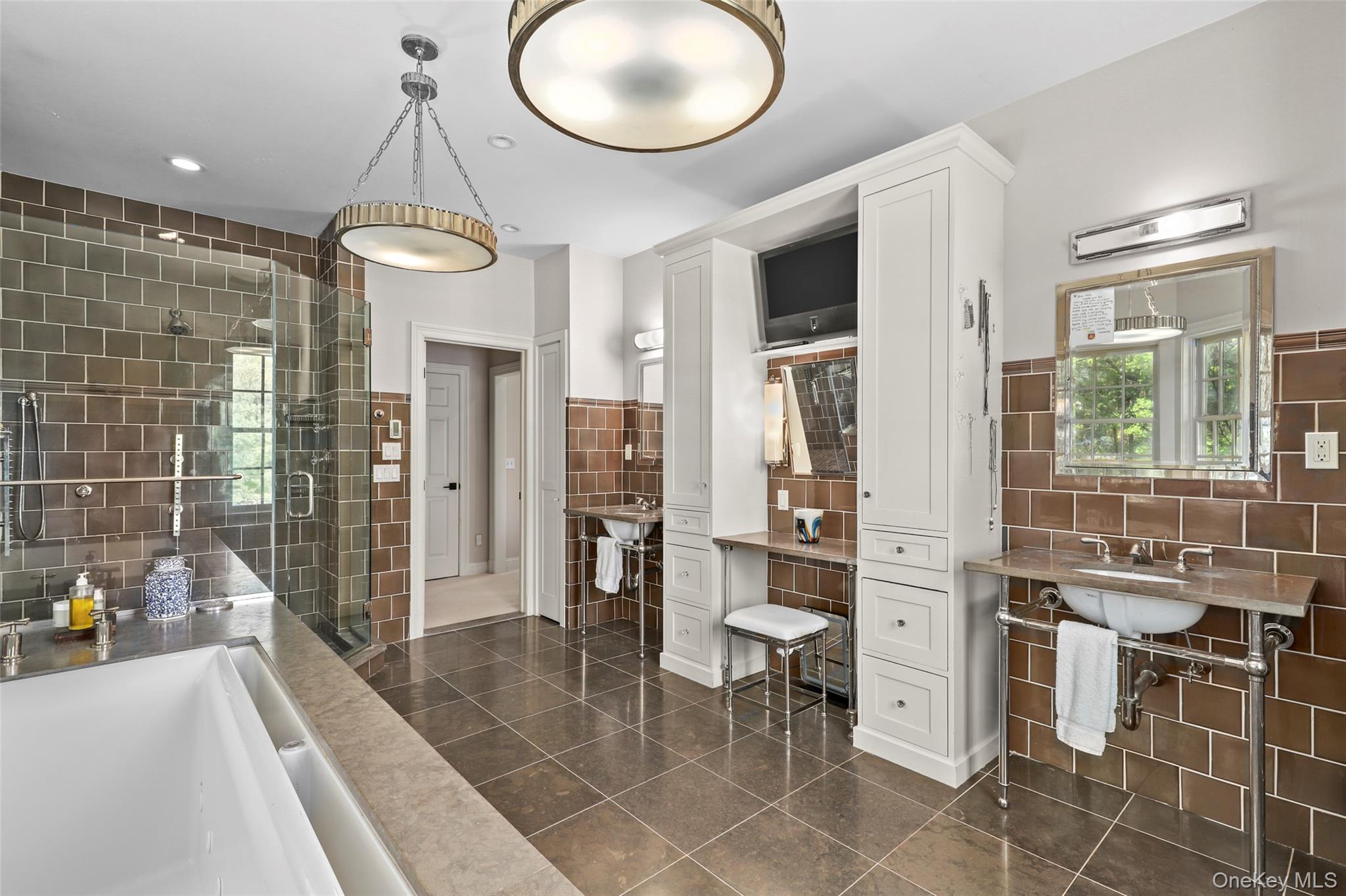 2 Cerf Lane, Mount Kisco, NY 10549