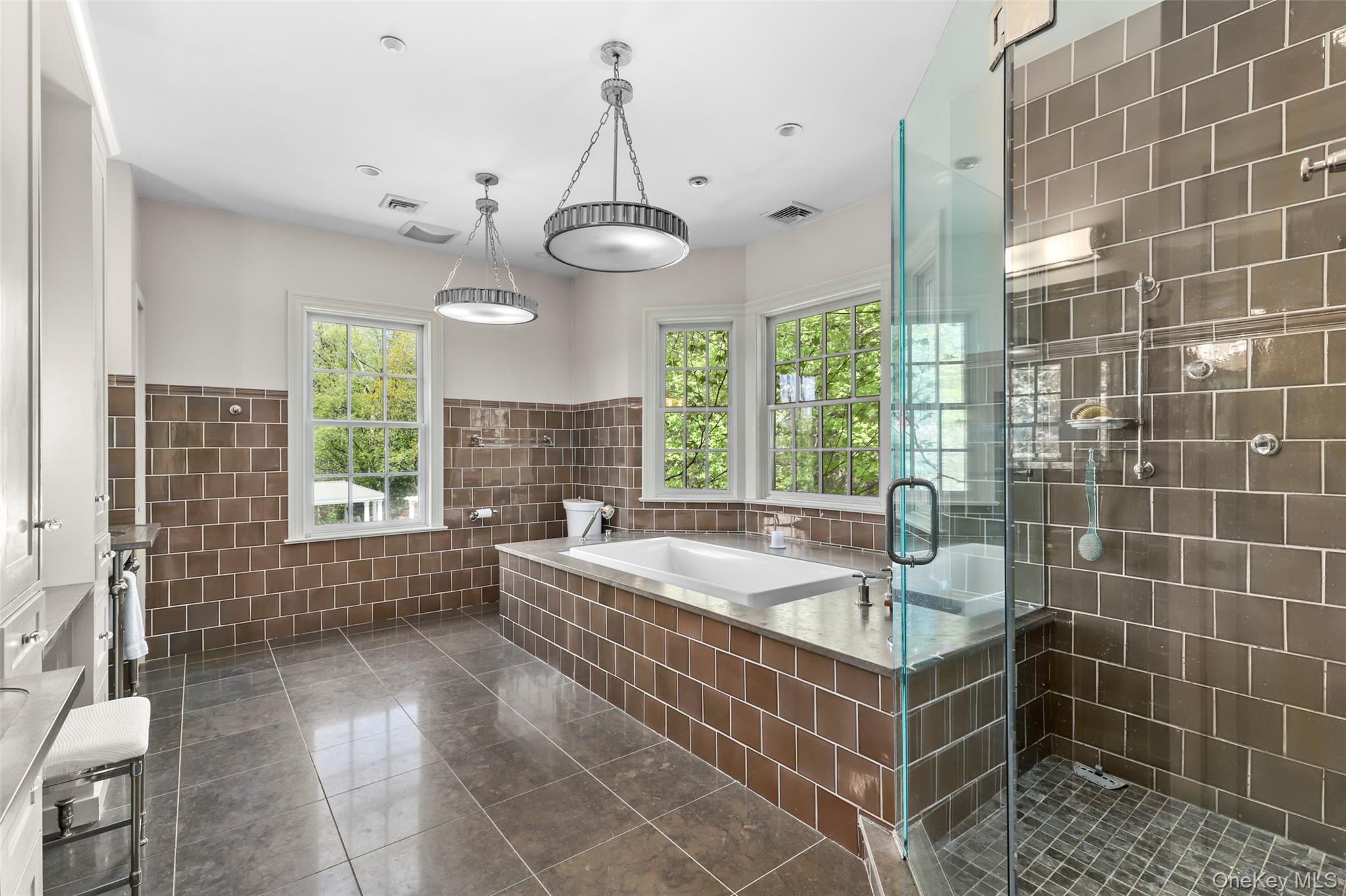 2 Cerf Lane, Mount Kisco, NY 10549