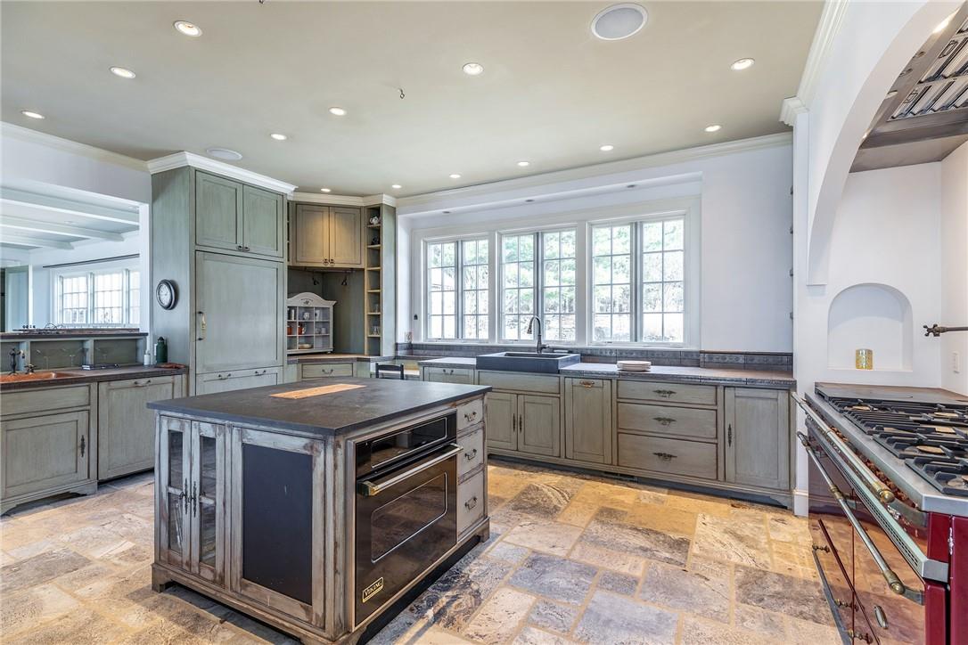 26 Mountain Farm Road, Millerton, NY 12546