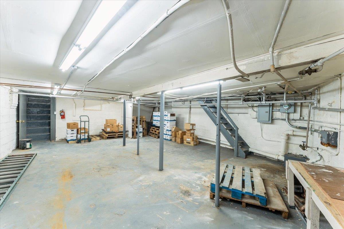 132-10 Hillside Avenue, Richmond Hill, NY 11418