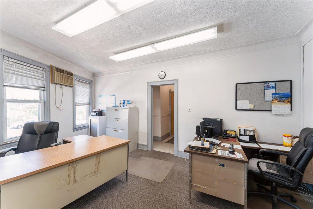 132-10 Hillside Avenue, Richmond Hill, NY 11418