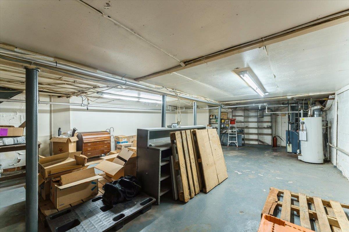 132-10 Hillside Avenue, Richmond Hill, NY 11418