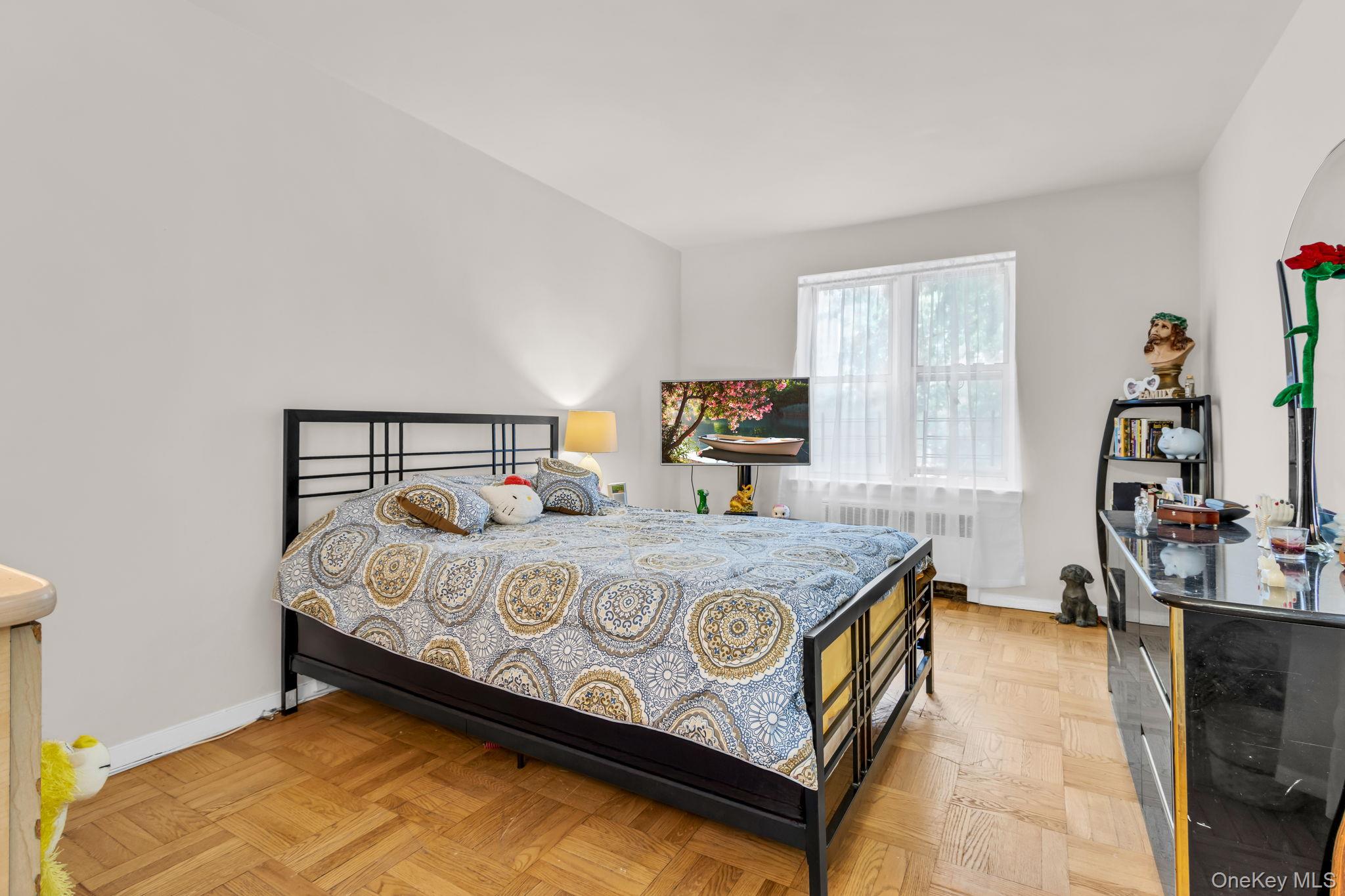 640 W 231 Street # 2B, Bronx, NY 10463