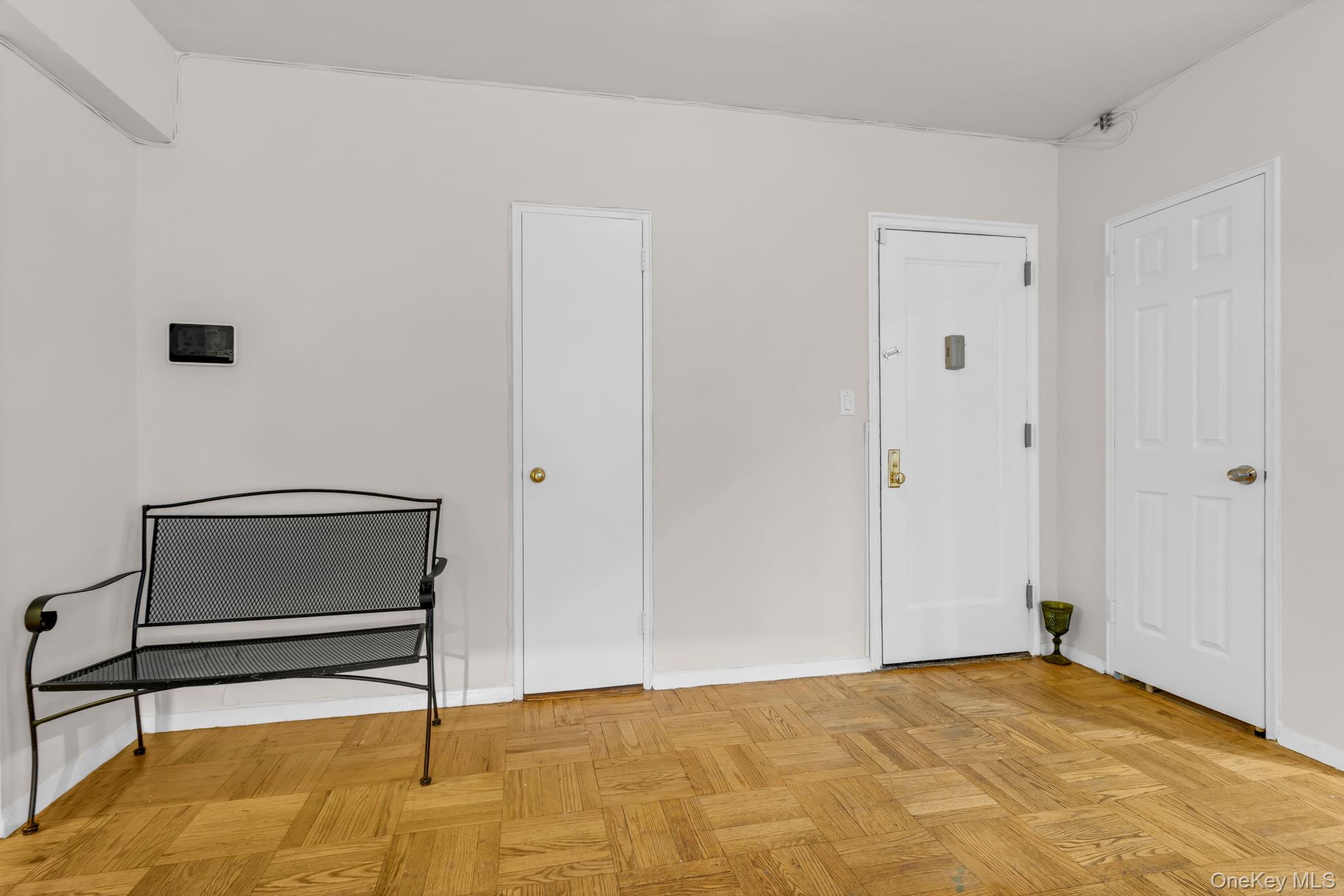 640 W 231 Street # 2B, Bronx, NY 10463