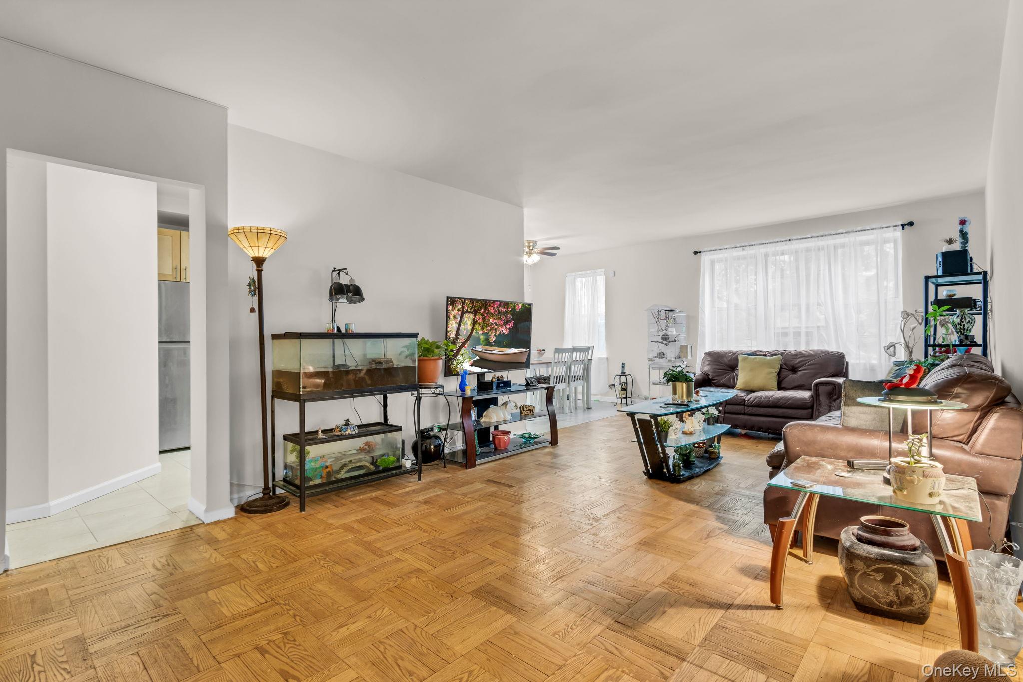 640 W 231 Street # 2B, Bronx, NY 10463