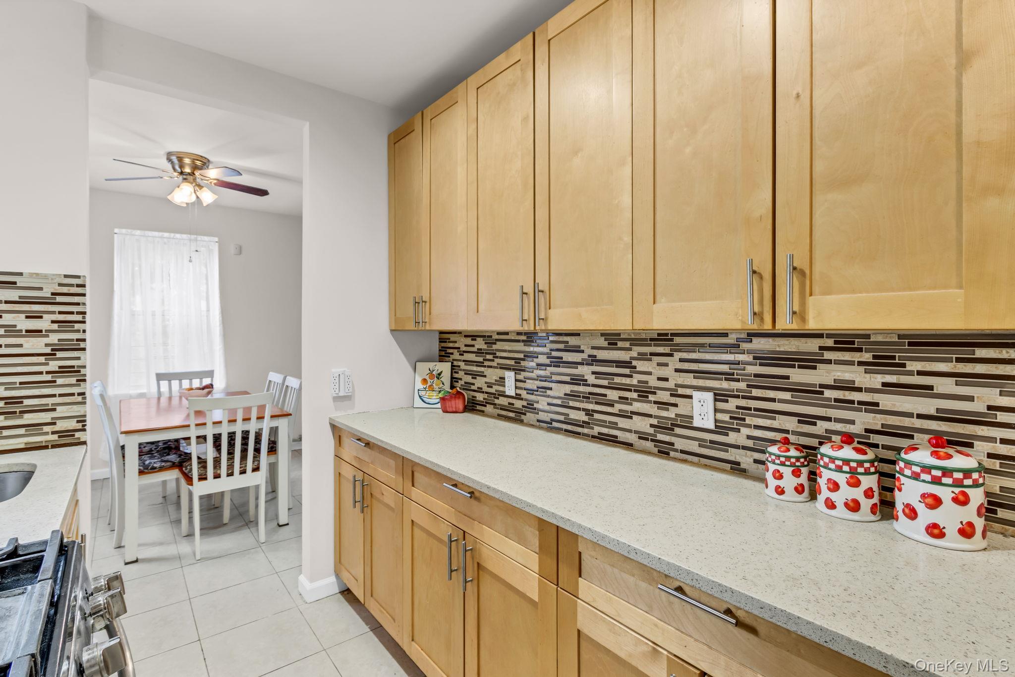 640 W 231 Street # 2B, Bronx, NY 10463