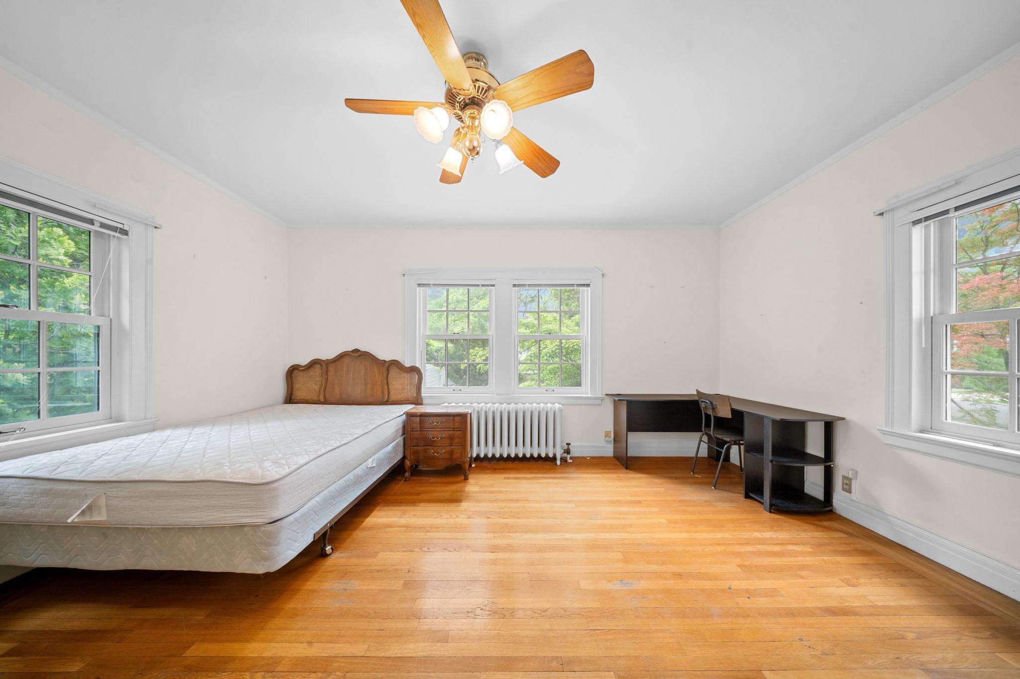 681 W 231st Street, Bronx, NY 10463