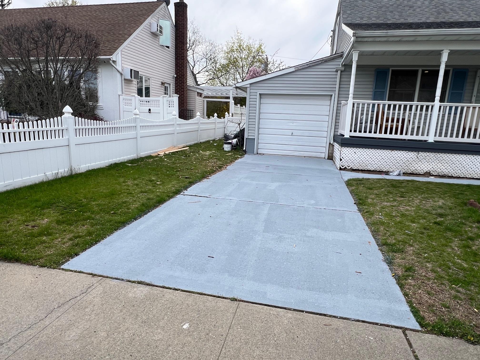 1963 central dr N, East Meadow, NY 11554