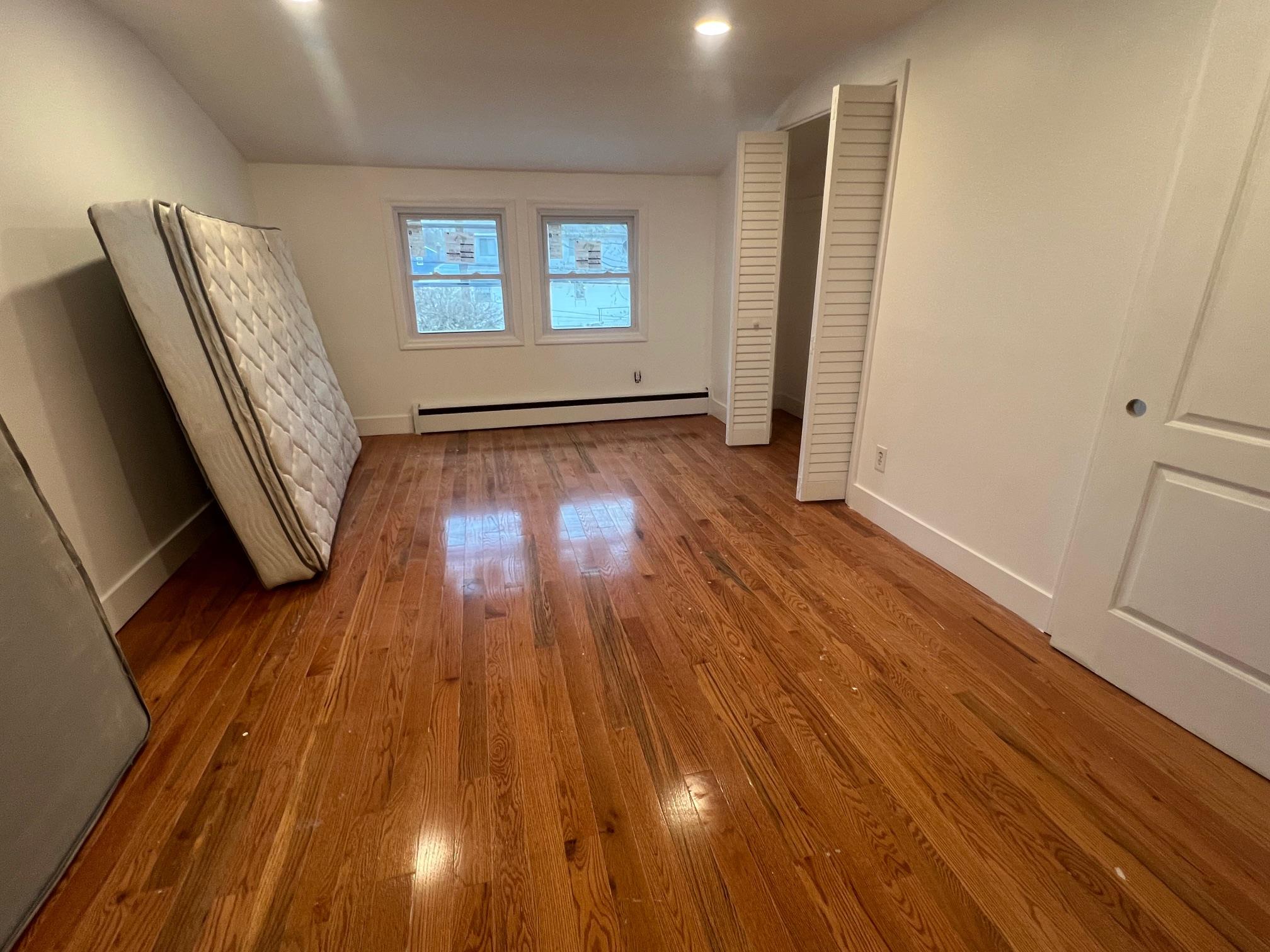 1963 central dr N, East Meadow, NY 11554