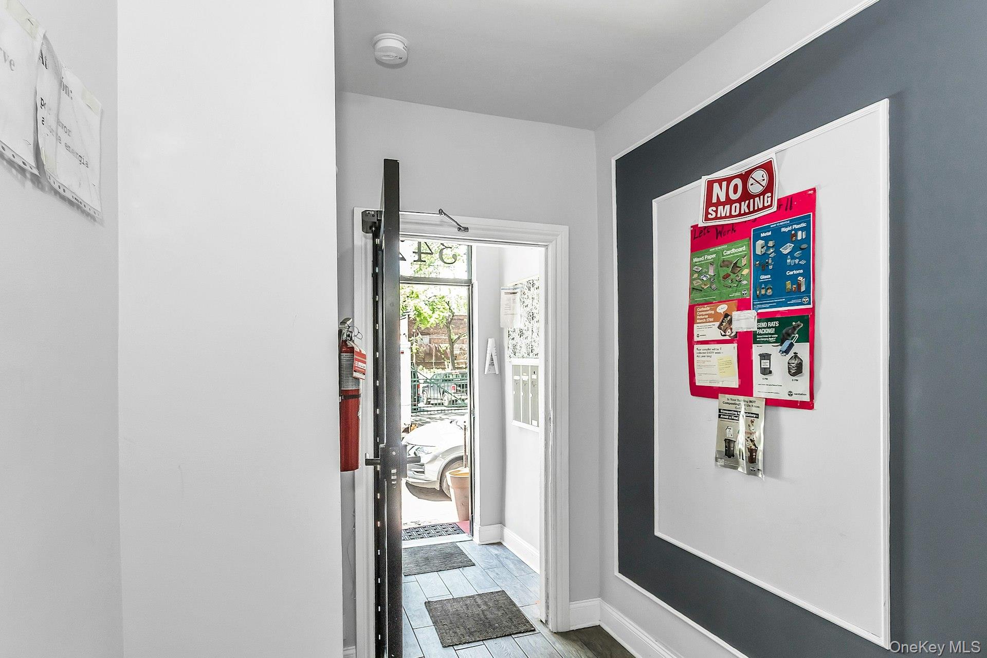 34-21 9 Street, Astoria, NY 11106