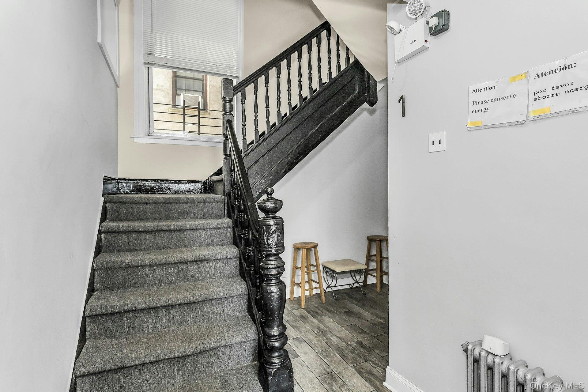 34-21 9 Street, Astoria, NY 11106