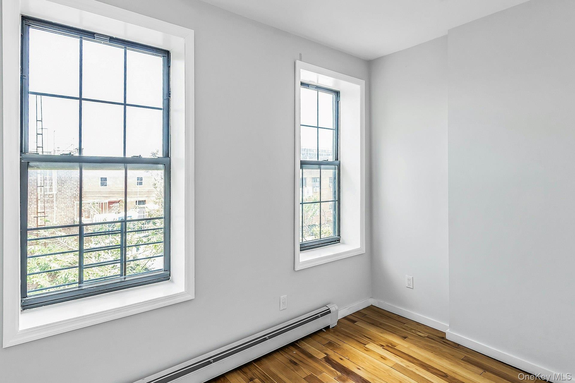 34-21 9 Street, Astoria, NY 11106