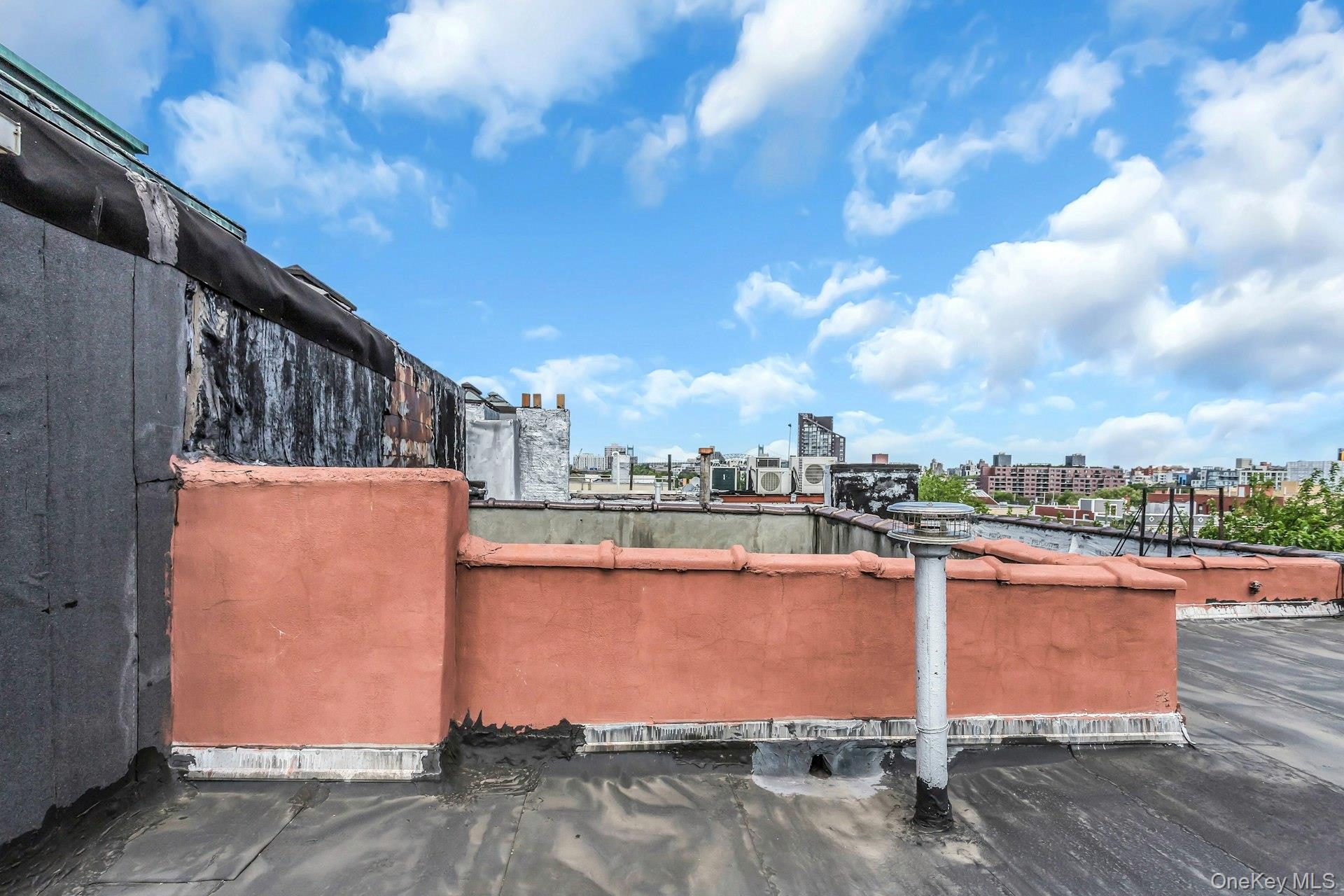 34-21 9 Street, Astoria, NY 11106