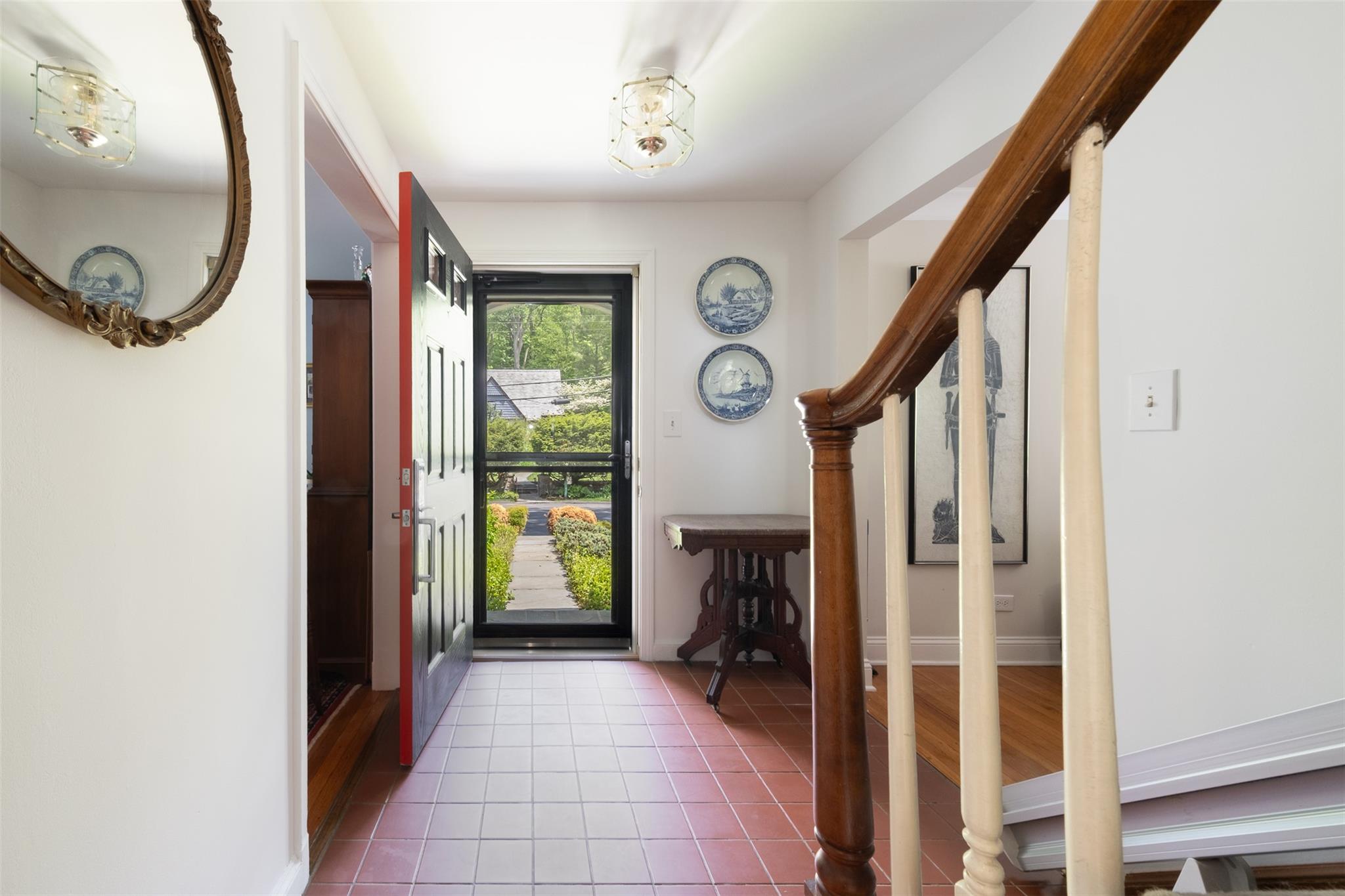 19 Reynal Road, White Plains, NY 10605