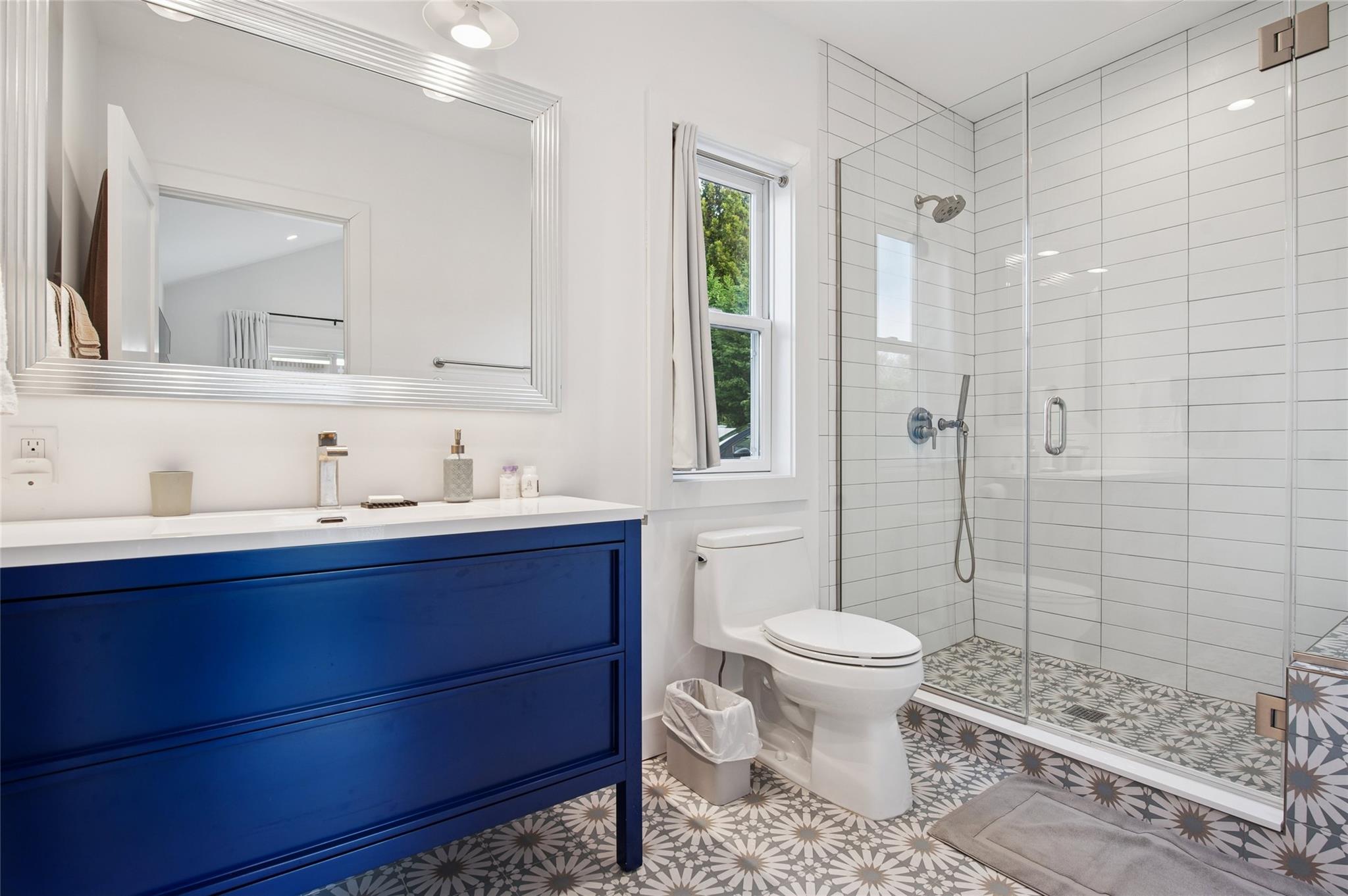 75 Saint Andrews Road, Southampton, NY 11968