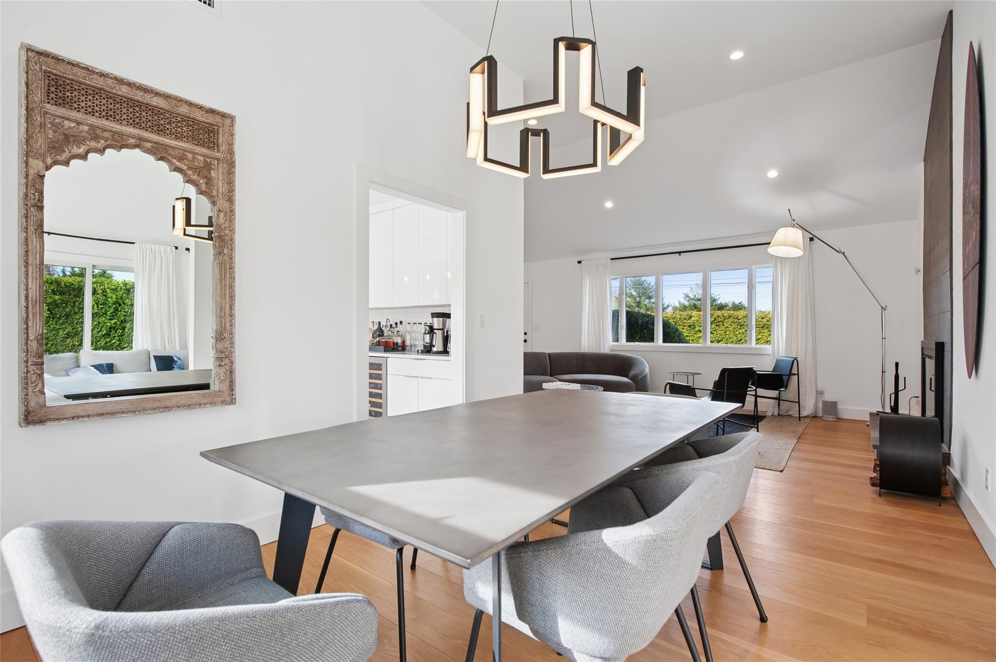 75 Saint Andrews Road, Southampton, NY 11968