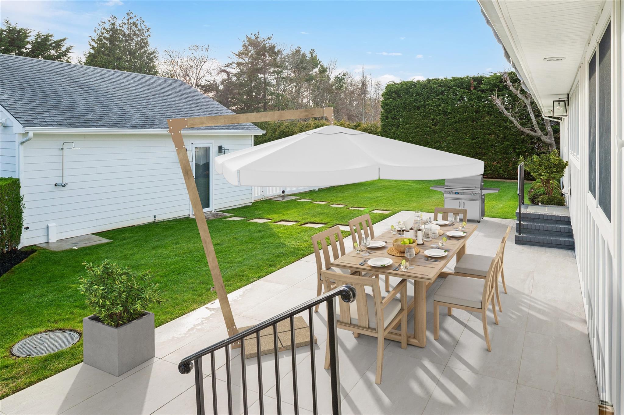 75 Saint Andrews Road, Southampton, NY 11968